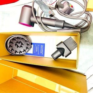 Dyson supersonic hair dryer